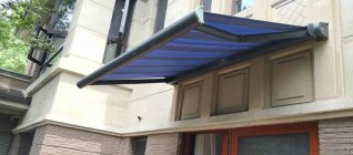 如何选择遮阳蓬的面料